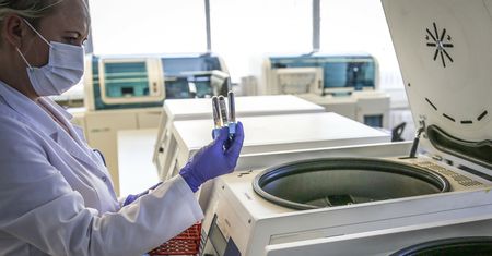 Problemy z testami na koronawirusa na Pomorzu. Ludzie muszą czekać kilka dni