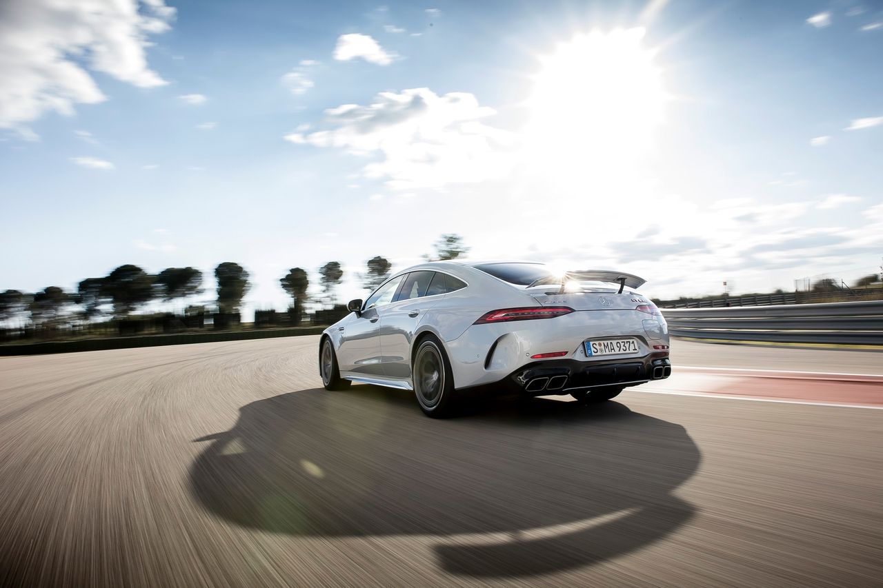 Test: Mercedes-AMG GT 63 S E Performance - tak jeździ i ryczy hybryda jeśli ma 843 KM!