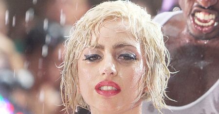 GaGa śpi w makijażu. "Mam bardzo dobre geny!"