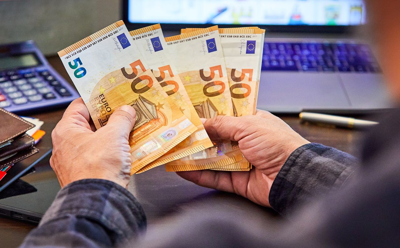 Romanian diaspora remittances hit record $7 billion in 2023