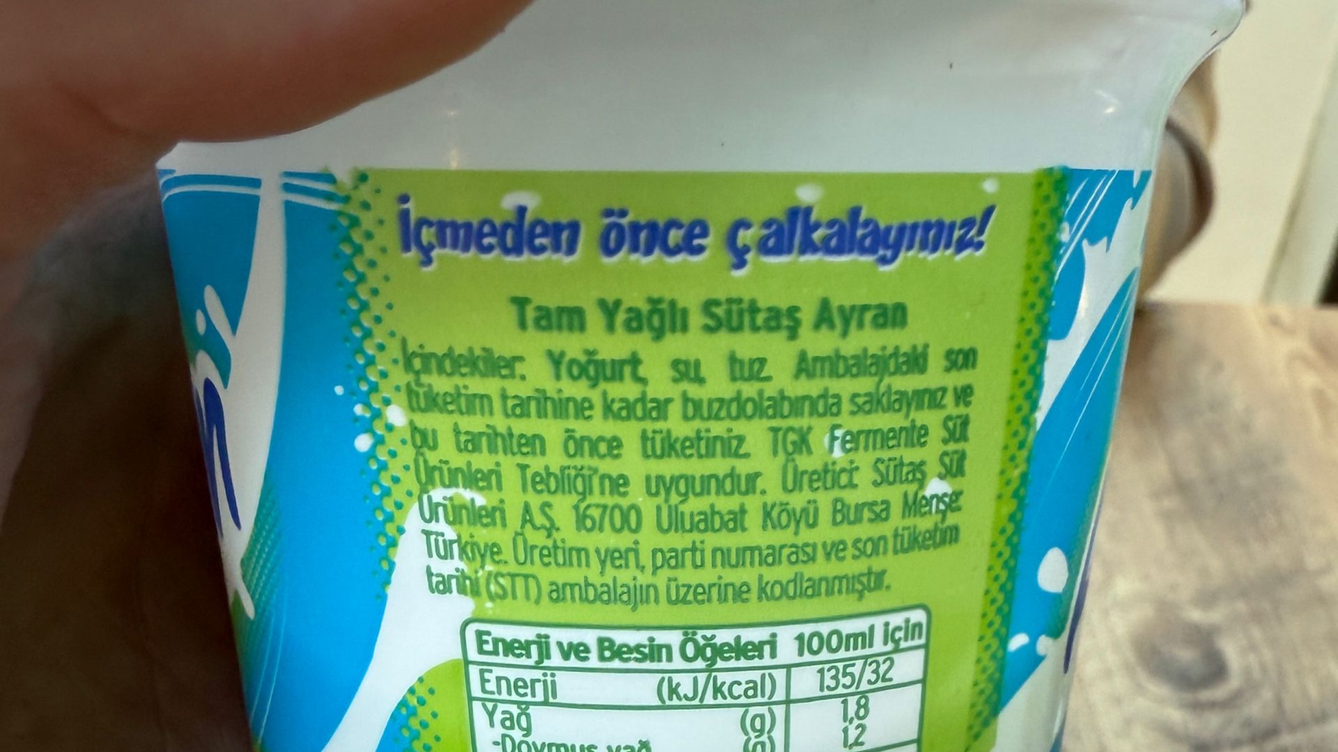 Ajran to prosty napój, który może realnie wspomóc trawienie i nawodnienie