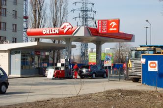 Orlen dostał zgodę, Agora nie. Szef UOKiK: "zupełnie inne transakcje"