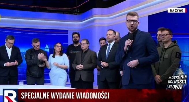 Zwolnione gwiazdy TVP nadają w TV Republika. Tomasz Sakiewicz: udzieliłem im gościny