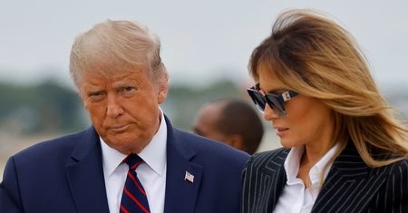 Donald Trump zakażony koronawirusem. Kampania wyborcza pod znakiem zapytania. "Prezydent może wzbudzić sympatię, ale również wiele stracić"
