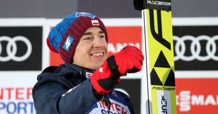Z OSTATNIEJ CHWILI: Kamil Stoch WYGRAŁ Turniej Czterech Skoczni!