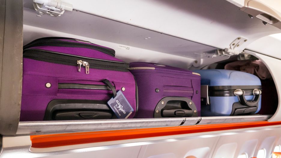 easyJet wynagradza pracowników, którzy wykryją za duży bagaż