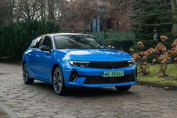 Jednak nie tylko elektryki. Kolejna marka zmienia strategię