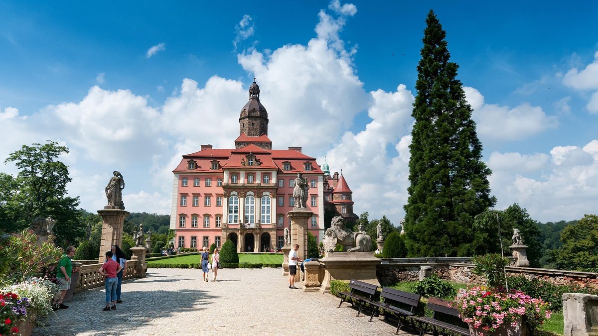 Zamek Książ. Wałbrzych. Wyniki wyborów prezydenckich 2025