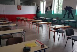 Matura 2020. Warszawa. Maturzyści za kratami