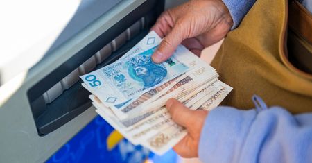 Wtedy przejdź na emeryturę. Dostaniesz więcej o kilkaset złotych