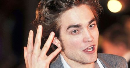 Pattinson obraża fanów "Zmierzchu"! "TO KUTASY!"
