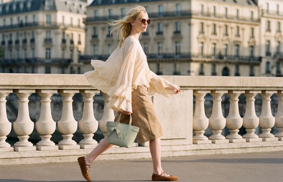 Baleriny i power dressing, czyli nowa definicja profesjonalizmu