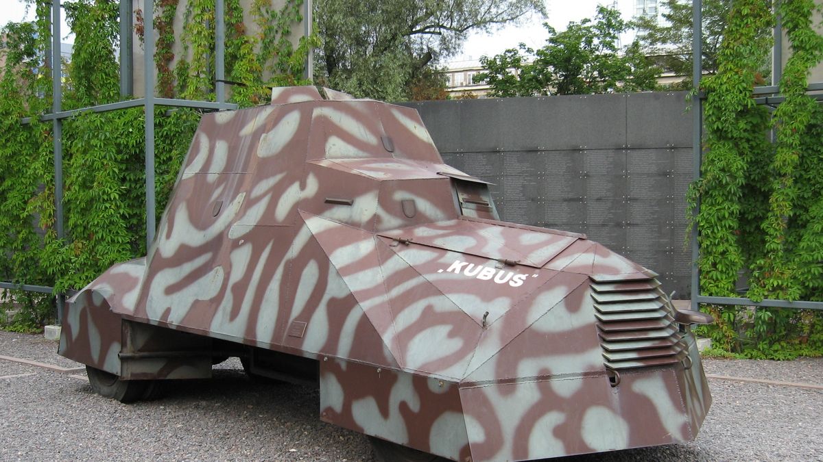 Powstanie warszawskie. Nietypowa broń i wyposażenie 1