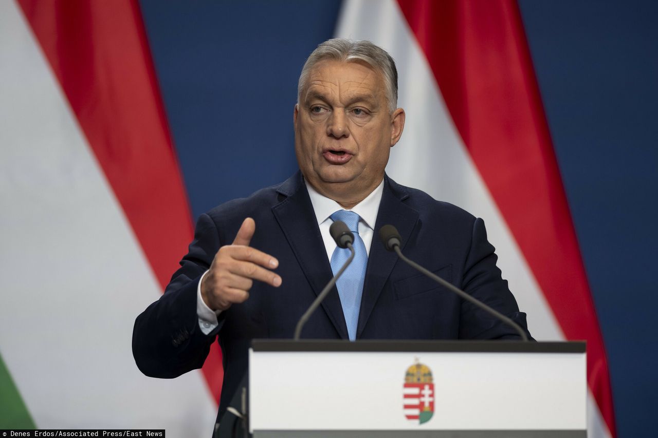 Orban chce lepszych relacji z Rosją. "Wyrzucimy sankcje za okno"