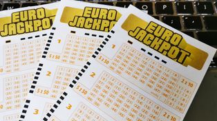 Wygrał ponad 50 mln euro. Wiemy, gdzie trafi przelew