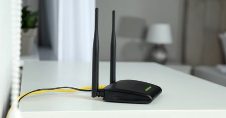 Postawiłeś tam router? Nie dziw się, że internet zamula