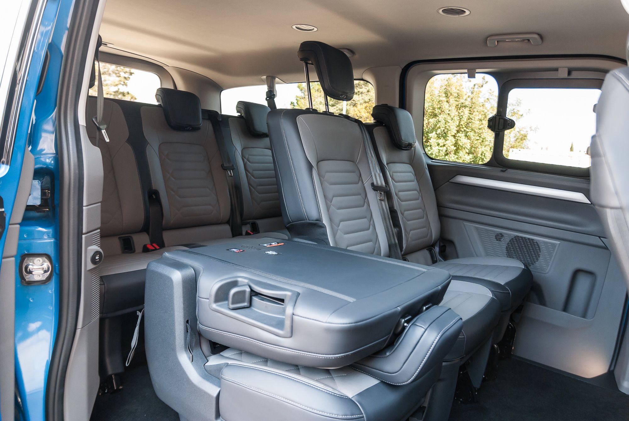 Volkswagen Transporter T7 Caravelle
