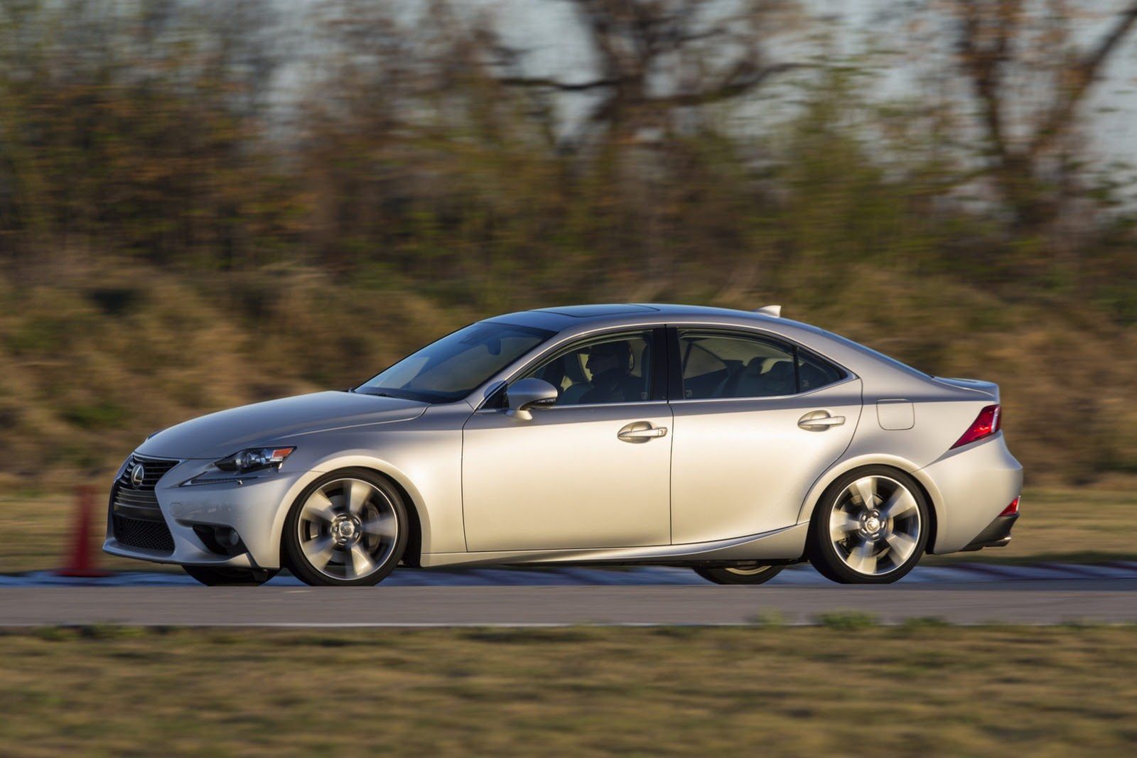 Nowy Lexus IS w pełnej krasie [galeria] 51