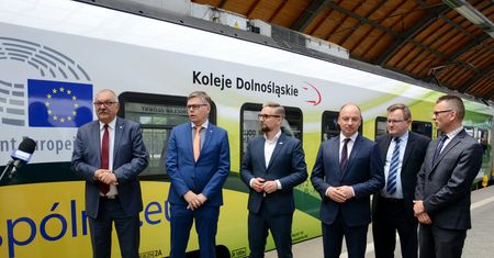 Wrocław. Specjalny pociąg promuje Europejski Rok Kolei