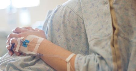 Napadł ciężarną i skopał jej brzuch. Co się stało z dzieckiem?