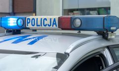 Rzucił kamieniem w szybę. Punktem zapalnym była kobieta