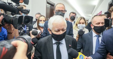 Rząd trzyma się na Mejzie? Kaczyński wprost