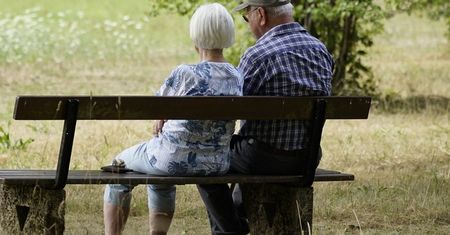 Seniorzy nie będą zadowoleni. Waloryzacja emerytur może być niższa