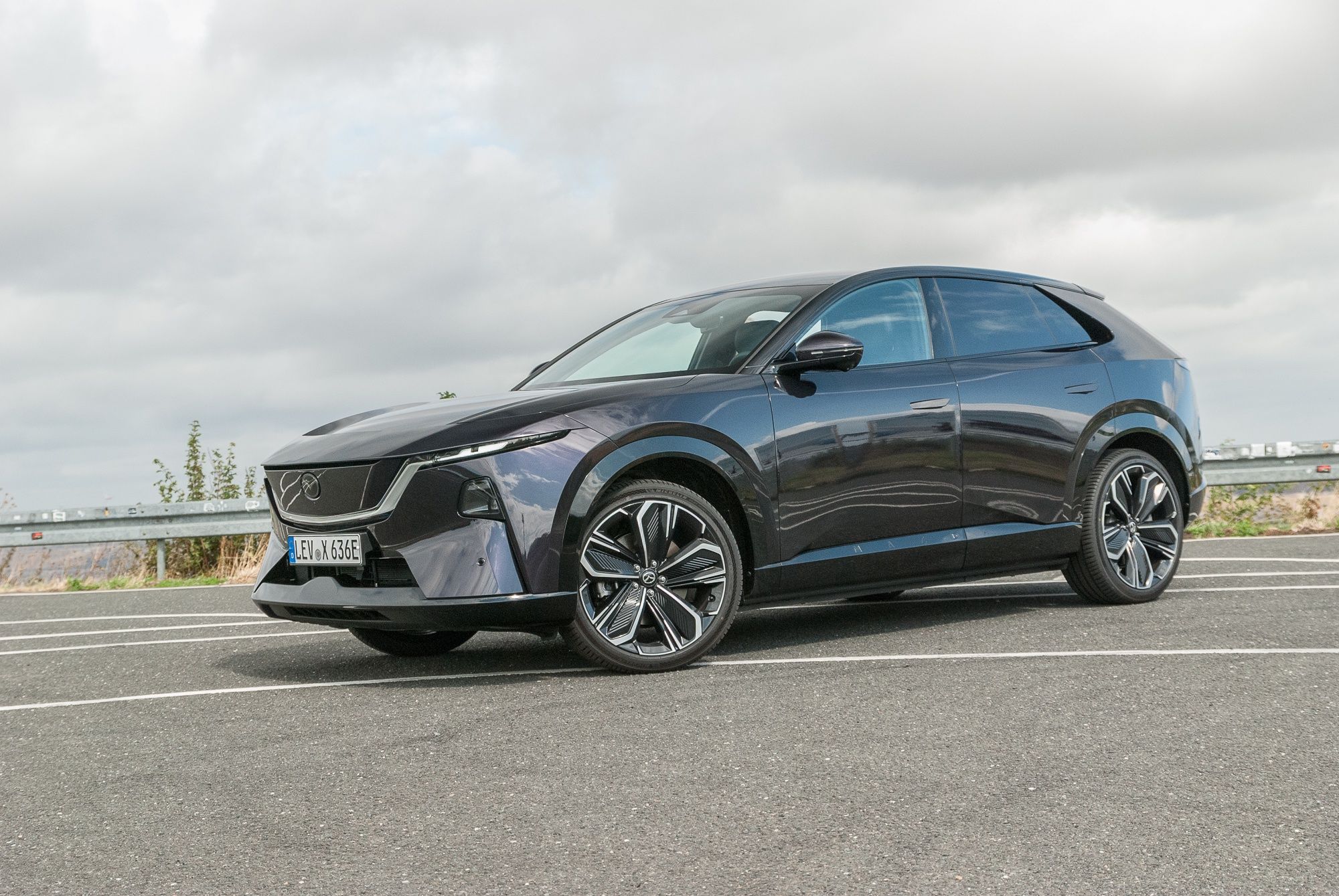 Mazda CX-6e