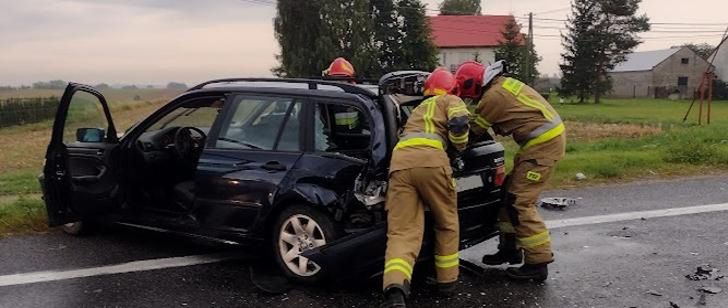 Kolizja drogowa na DK9 w Ostrowcu Św. [Foto]
