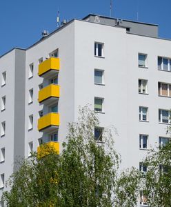 Sprzedała mieszkanie, buduje dom. Fiskus i tak żąda podatku. Dlaczego?