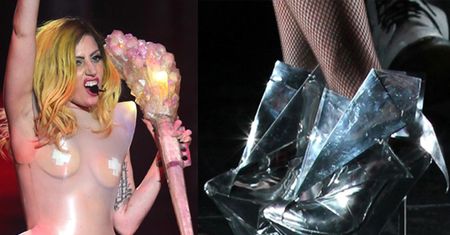 Gaga rzuciła butami Armaniego w fanów! (WIDEO)