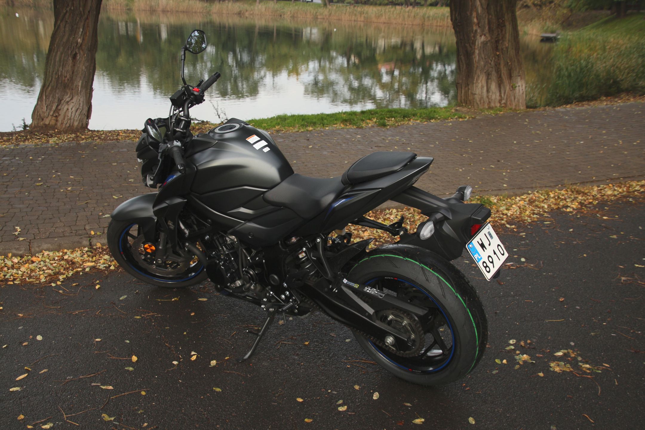 Suzuki GSX-S750