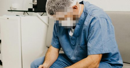 Najbogatszy lekarz z Wrocławia usłyszał wyrok. Romuald Ś. odpowie za oszustwa finansowe