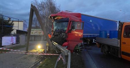 Tą tragedią żyła cała Polska. Mija rok od nagłej śmierci strażaków
