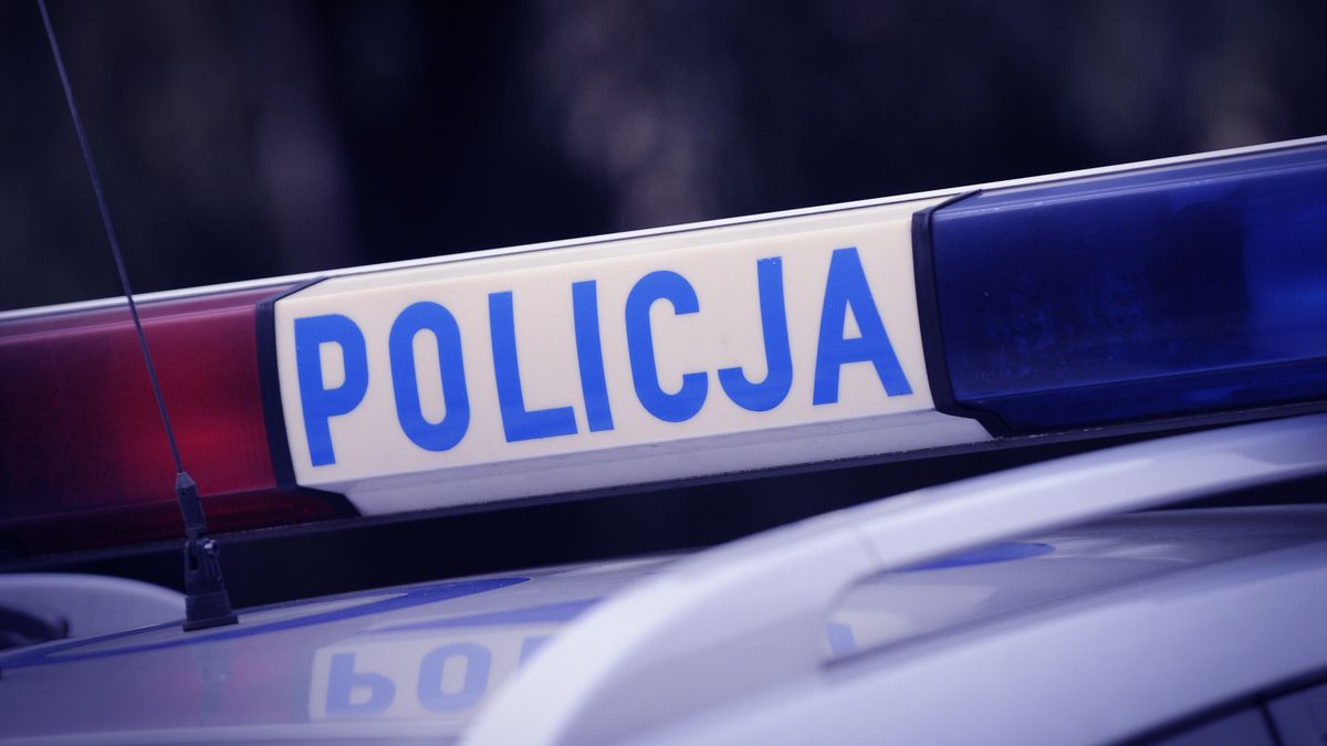 Pod galerią handlową w Warszawie znaleziono zwłoki 18-latki i 21-latka