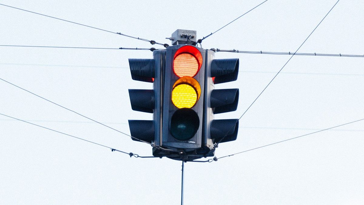 Naukowcy chcą, by sygnalizacja świetlna została rozbudowana.