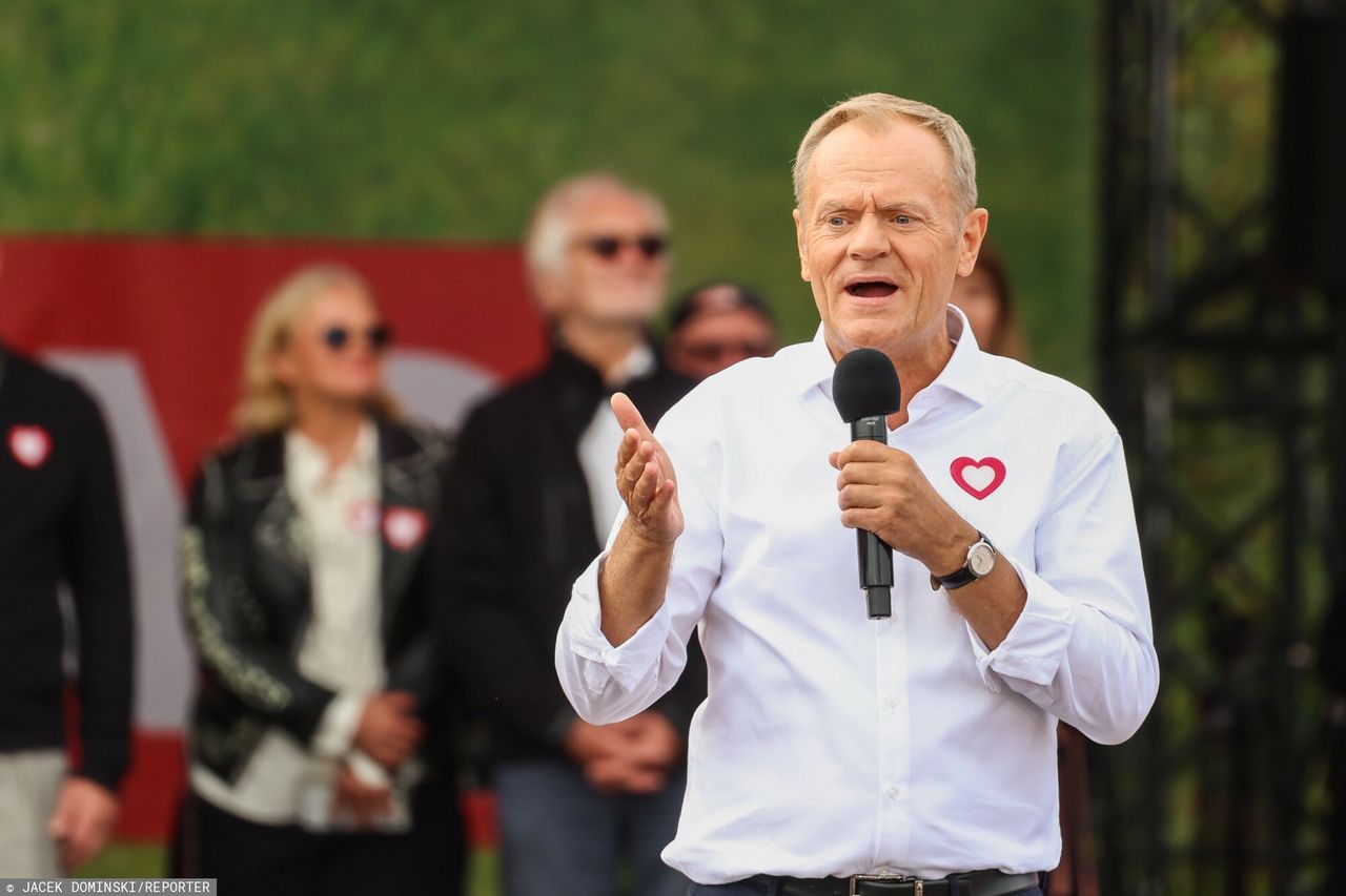 Rachoń ujawnił dokument. Tusk odpowiedział TVP