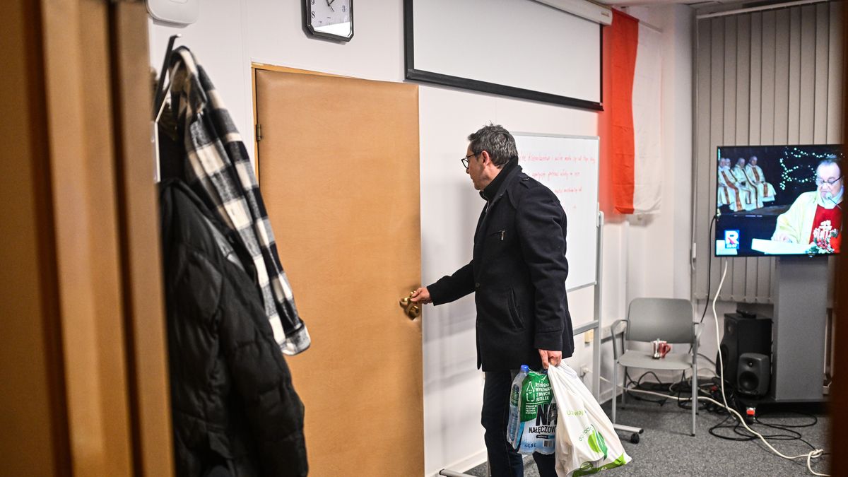 WARSAW, POLAND - JANUARY 10:  Head of Polish Public Television employed during Law and Justice Party government, Michal Adamczyk  carries food and water inside the Public Polish TV headquarters where Law and Justice MPS organized a seat in since December 19, 2023  in Warsaw, Poland on January 10, 2024.  On December 19th, 2023 the Minister of Culture and National Heritage, dismissed the presidents of the management boards of Polish TV, Polish Radio and Polish Press Agency, as well as members of their supervisory boards who were appointed during the previous government. Right after, the new Minister of Culture appointed new supervisory boards of these companies. (Photo by Omar Marques/Anadolu via Getty Images)