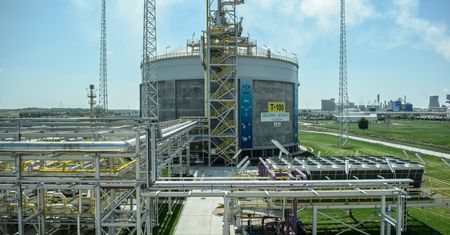 Państwowa spółka wznawia produkcję nawozów azotowych