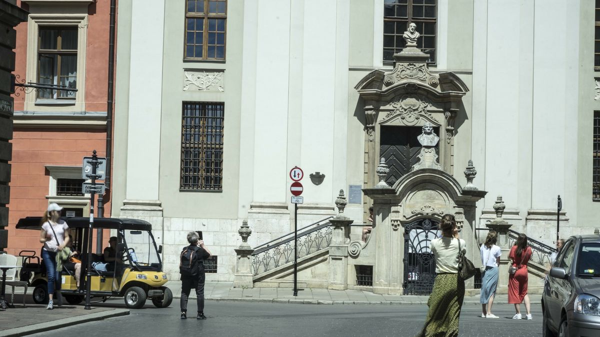 W lipcu przesunięcie oczekiwań inflacyjnych w kierunku niższej inflacji.