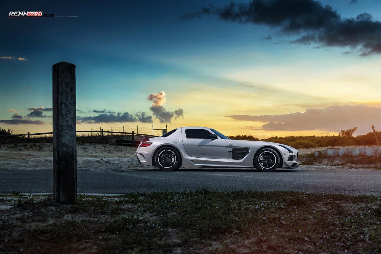 RennTech Mercedes SLS AMG Black Series na felgach ADV.1