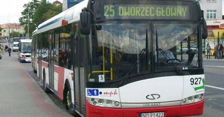 Kryzys w Olsztynie trwa. Pasażerowie komunikacji miejskiej jeżdżą bez biletów