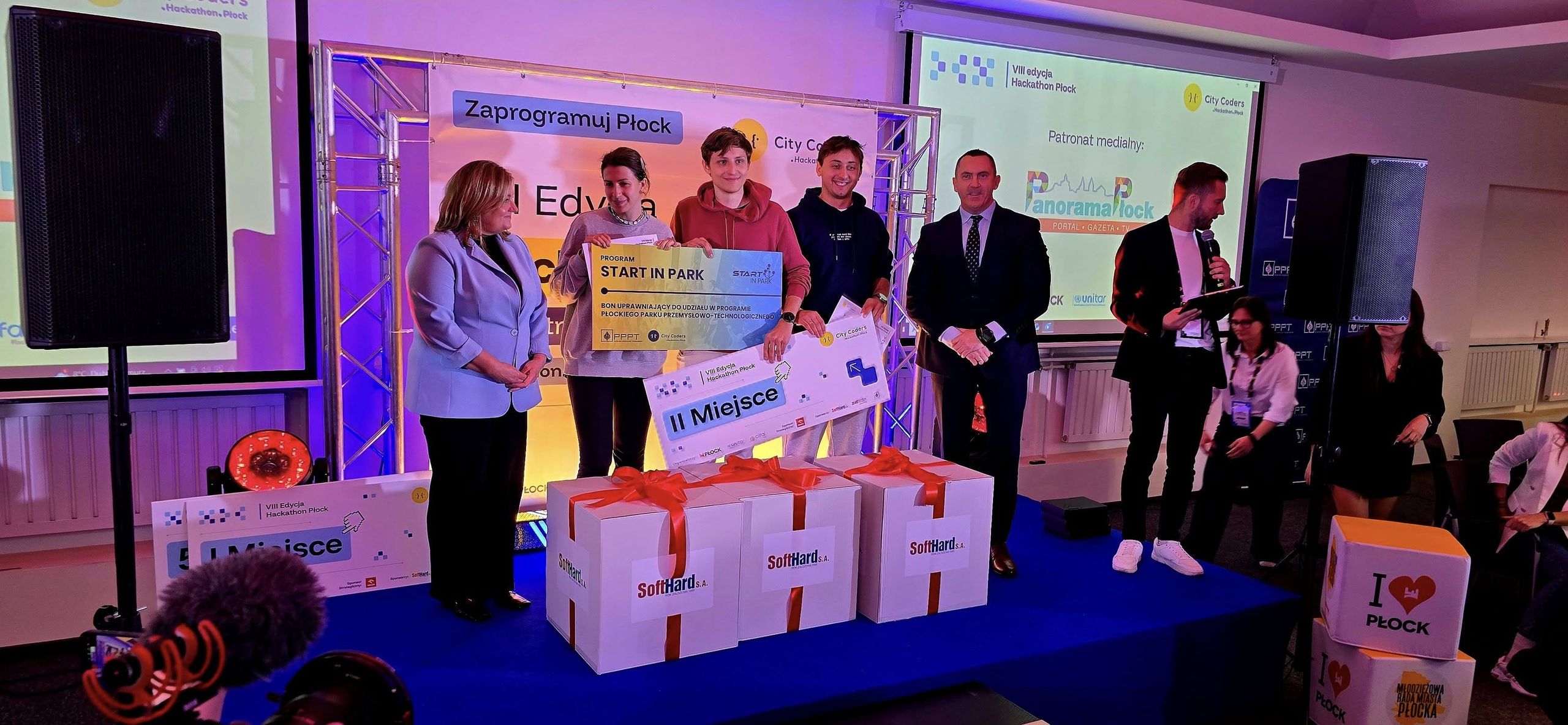 Hackathon Płock 