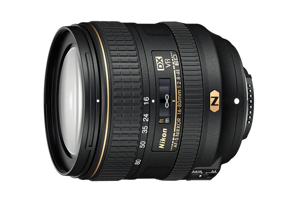 Nikkor DX 16-80 mm f/2.8-4 – spacerowy zoom do lustrzanek DX