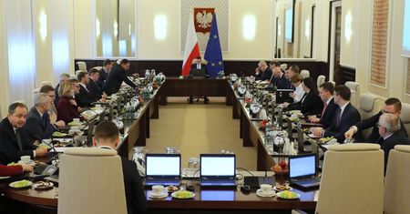Były szef MSZ o rządzie Morawieckiego: "Nie mogę być optymistą, że upadnie"