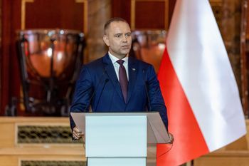 Tak Polacy oceniają Nawrockiego. Jest nowy sondaż