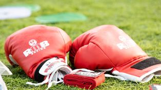 Bisłystok: Adam Bagiński mistrzem Polski juniorów w boksie. Remis Łukasza Szczepaniaka w Berlinie