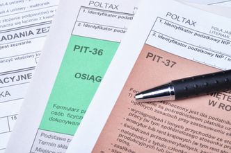 PIT złożony po terminie. Jakie kary grożą za spóźnienie, jak ich uniknąć?