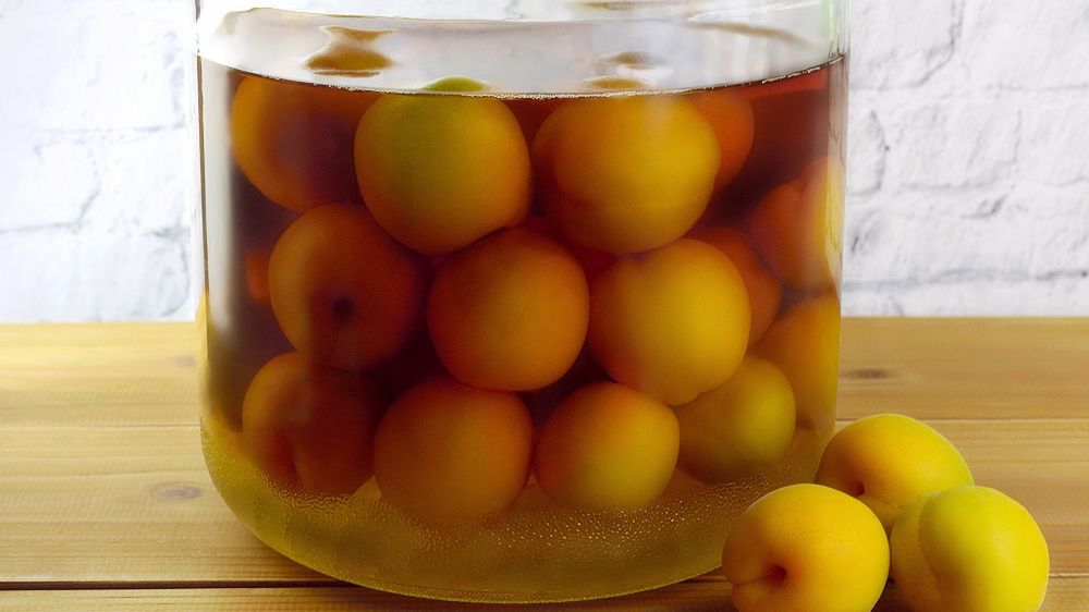 Mirabelki doskonale nadają się na przetwory: dżemy, powidła, kompoty, syropy czy nalewki