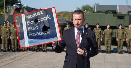 Wybili okno w biurze Błaszczaka. Policja na miejscu